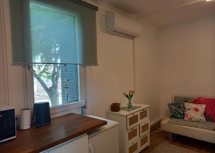 Malna Privat Nyaralo בלטונללה